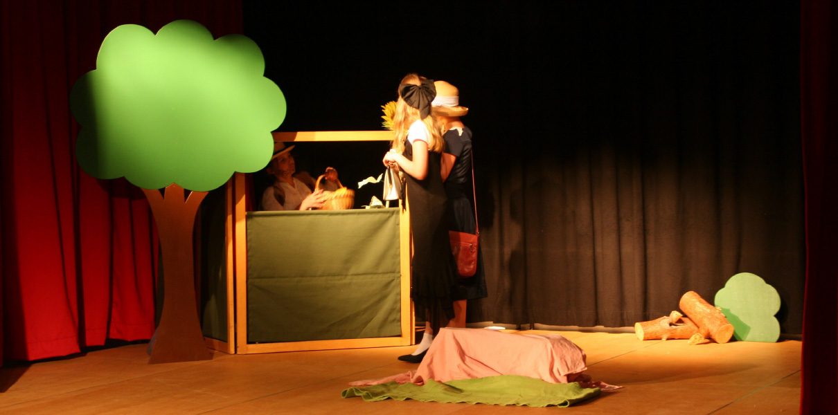 Slider-theater-210x600-01